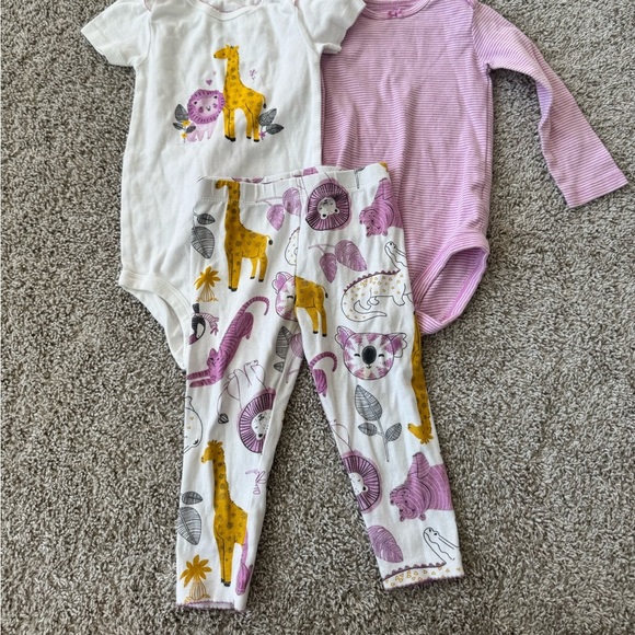 Carter’s Baby Girl 3-Piece Outfit Set - Giraffe & Stripes - Size 24 Months - Picture 2 of 11